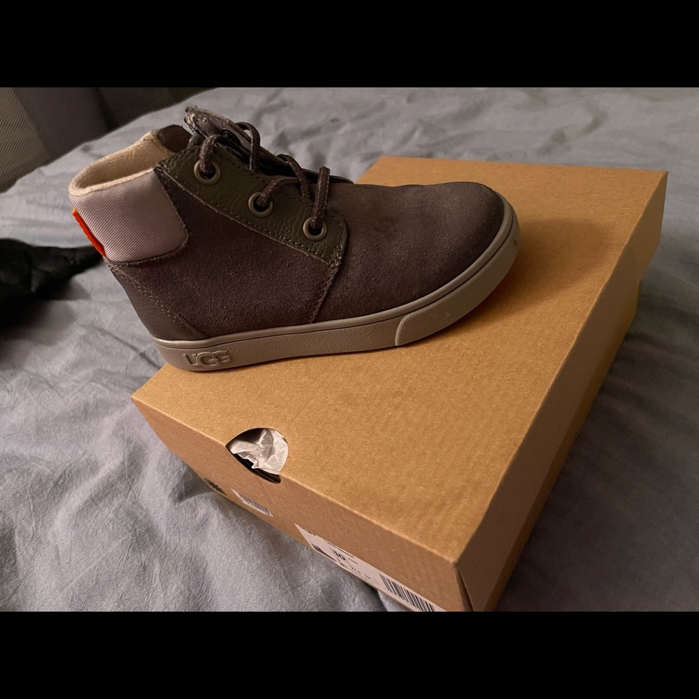 Grey Uggs